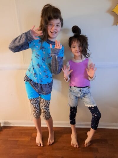 girls with 2000 clothes